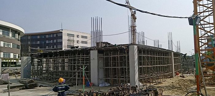 Hình ảnh thi công thực tế với giàn giáo Kim Minh