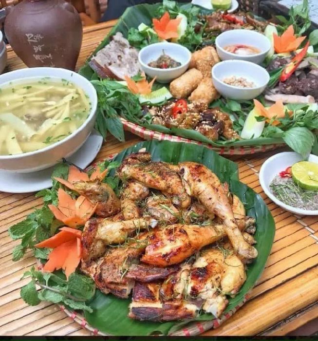 Mường Hoa Quán - Không gian ấm cúng đậm chất dân tộc