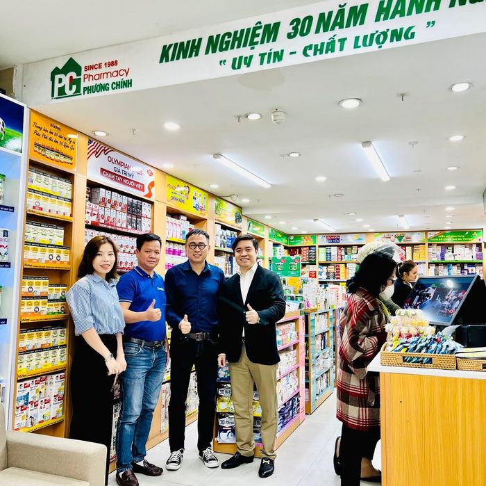 Không gian Nhà thuốc Phương Chính - Nơi gửi gắm sức khỏe 35 năm