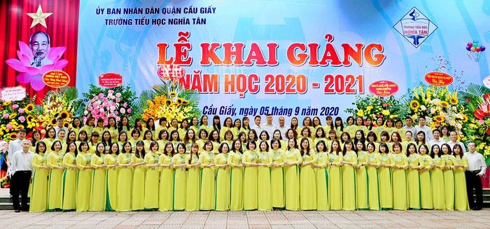 Hình ảnh ấn tượng về cơ sở vật chất hiện đại tại Trường Tiểu học Nghĩa Tân