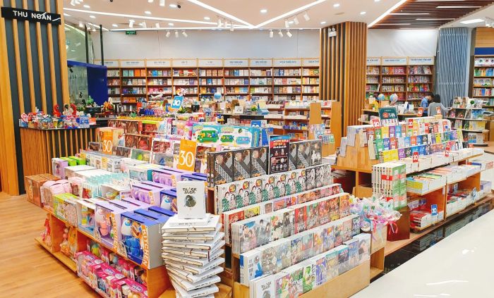 Góc nhìn khác về nhà sách FAHASA