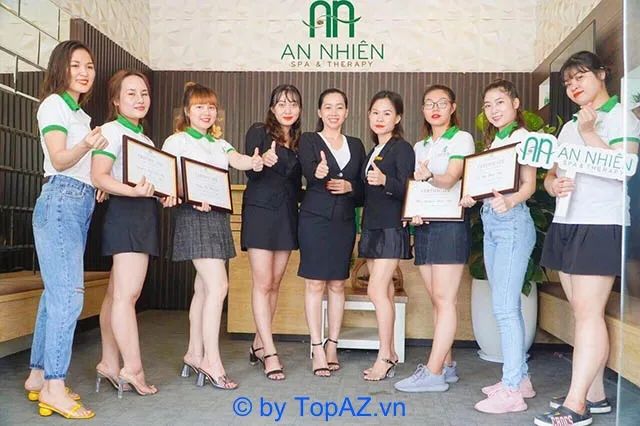 Spa gội đầu thảo dược dưỡng sinh tại quận 12, nơi mang đến sự thư giãn tuyệt vời cho mái tóc và tinh thần của bạn.