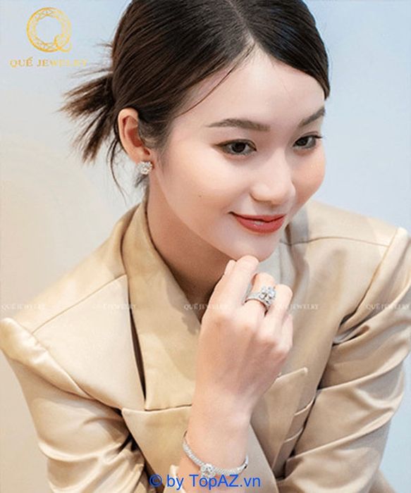 Quế Jewelry - Nơi kết tinh những giá trị vĩnh cửu