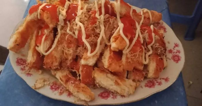 Hình ảnh bánh mì Yến thơm ngon vàng ruộm