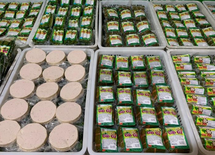 Không gian sản xuất hiện đại tại Thực Phẩm Hương Sơn