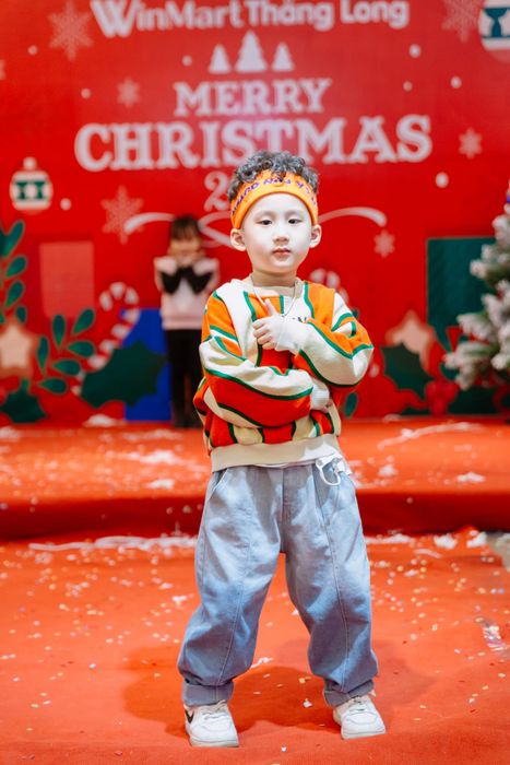 Buổi thực hành catwalk chuyên nghiệp tại Anli Academy