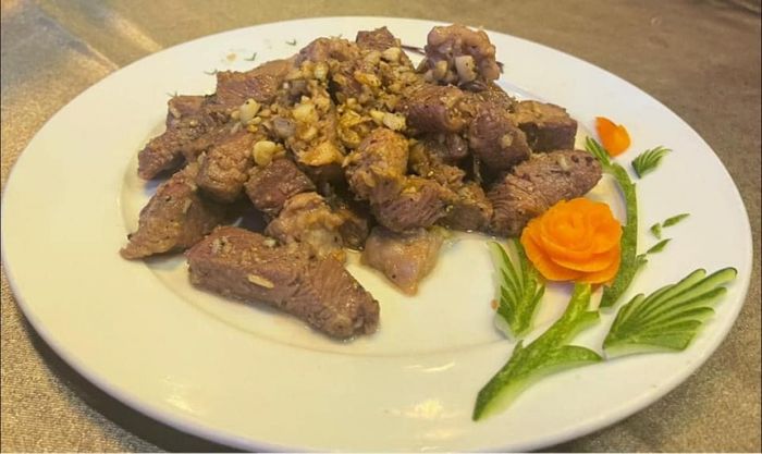 Góc ảnh chân thực về những món ngon đặc trưng tại Hai Lúa Sài Gòn