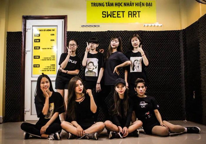 Những bước nhảy đầy cảm hứng tại Sweet Art - Ảnh 2