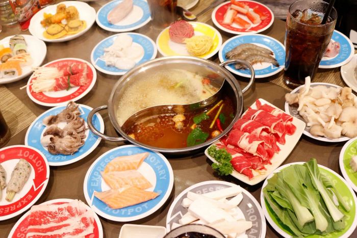Hình ảnh Kichi Kichi - Bữa tiệc lẩu băng chuyền