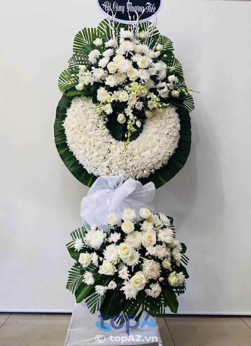 Vòng hoa chia buồn của FLoLi tại Bình Chánh