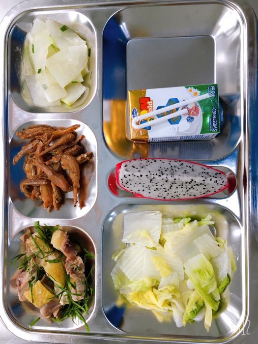 Hình ảnh suất ăn công nghiệp Nhật Anh - ảnh 2