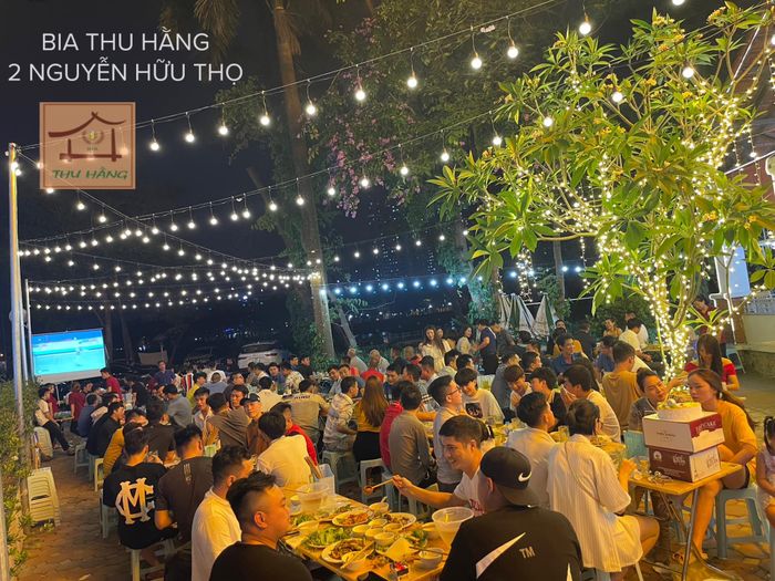Hình ảnh Bia Thu Hằng - 1