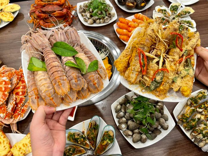 Không gian sang trọng tại Buffet Poseidon