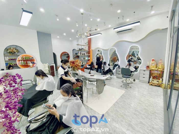 Hair Salon Hoàng Thanh - Biểu tượng làm đẹp tại trái tim Hà Tĩnh