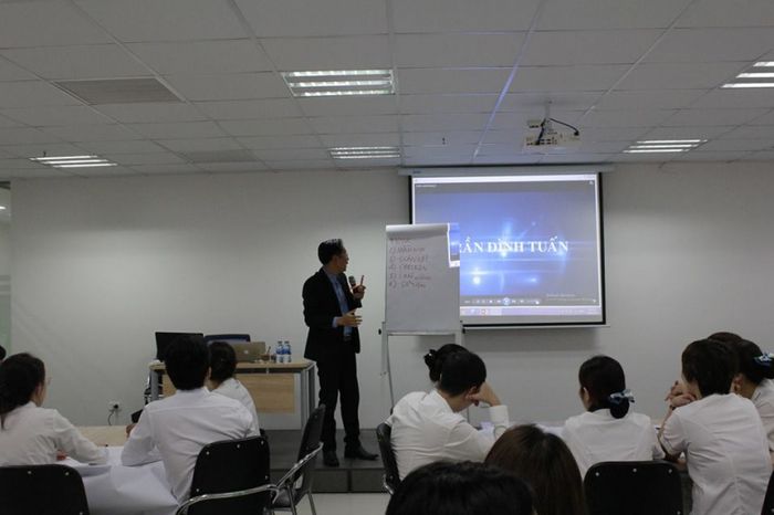 Hình ảnh đặc sắc: Không gian học tập đầy cảm hứng tại Trung Tâm Cuộc Sống Đúng Nghĩa