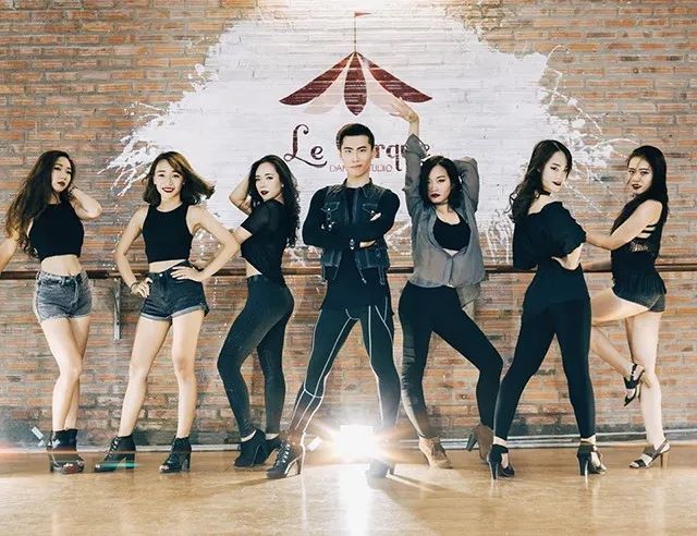 Khoảnh khắc tỏa sáng của học viên Le Cirque Dance Studio