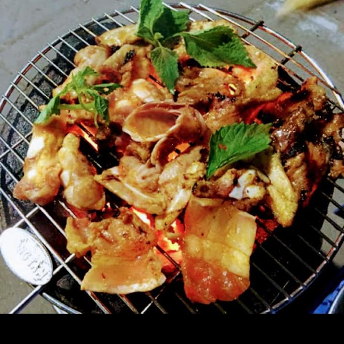 Những món nướng hấp dẫn tại Tú Mỡ