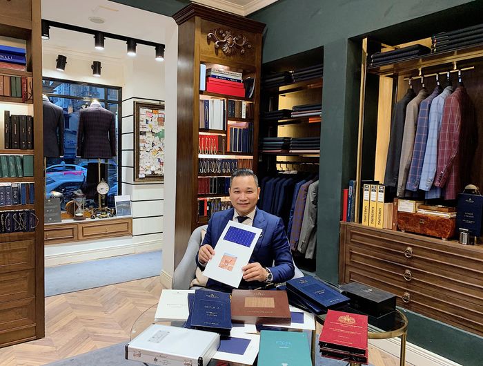 Tác phẩm nghệ thuật từ Chương Tailor