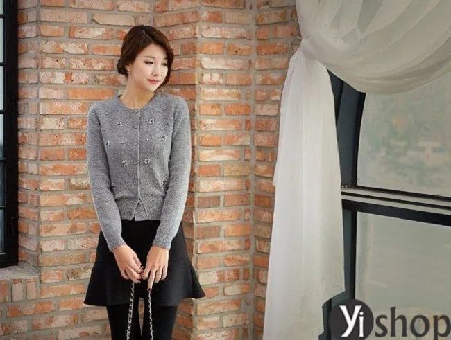 Yi Shop - Địa chỉ vàng trong Top 10 shop áo len nữ đẹp nhất Sài Gòn