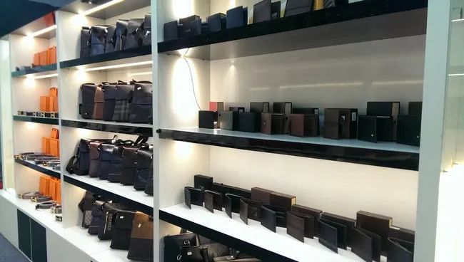 Thế giới bóp da - Tinh hoa phụ kiện da cao cấp
