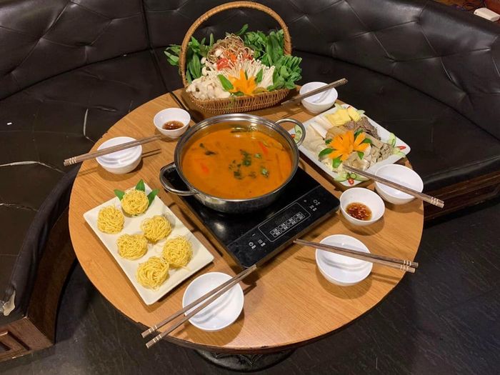 Góc ẩm thực thanh tịnh với bàn tiệc chay truyền thống tại Nhà hàng Buffet Chay An Lạc