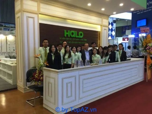 Halo Group chuyên phân phối các sản phẩm cao cấp: gạch ốp lát sang trọng, thiết bị vệ sinh đẳng cấp, ván sàn chất lượng, thảm khung nhôm hiện đại và đá nhân tạo tinh xảo.