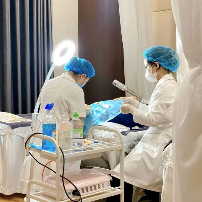 Viện Thẩm Mỹ Queenie