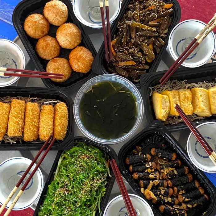 Không gian tĩnh lặng và ấm cúng tại Tuệ Tâm Quán