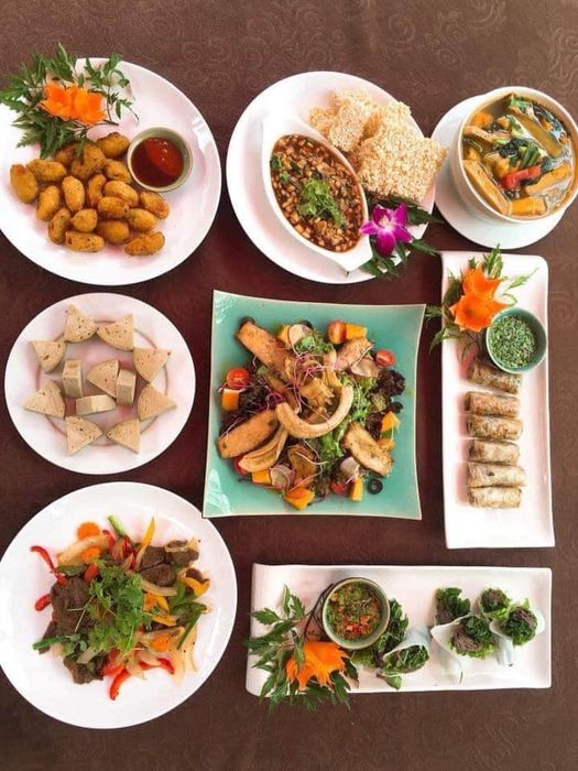 Khám phá Cơm Chay Thiên Tâm qua góc nhìn nghệ thuật ẩm thực