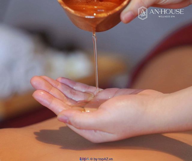 Dịch vụ massage trị liệu vai gáy chất lượng tại TP.HCM