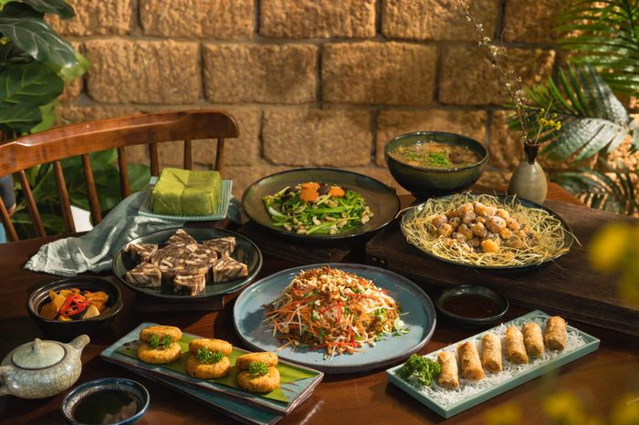 Góc ẩm thực thanh tịnh tại CHẠM