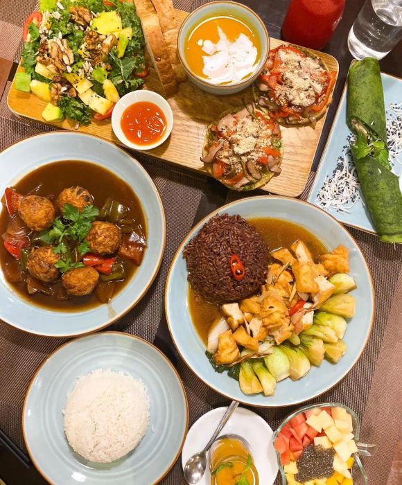 Những món chay sáng tạo được trình bày tinh tế tại THE VEG