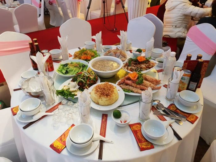 Sảnh tiệc lộng lẫy tại Hoàng Gia Palace Hà Đông