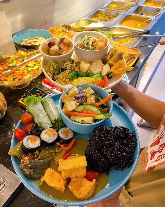 Không gian ẩm thực thanh tịnh tại Buffet Chay Vegito