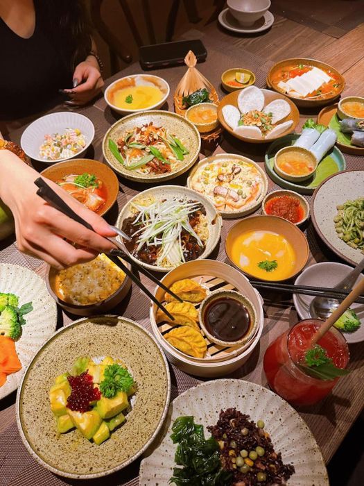 Không gian sang trọng tại Buffet Chay Vegito