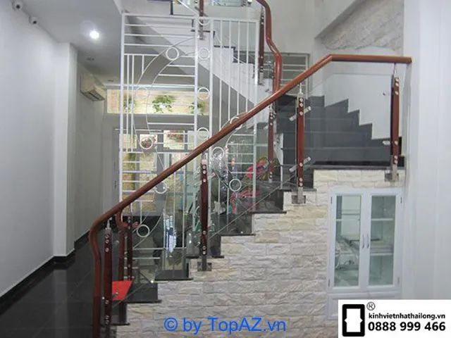 Dịch vụ thi công kính cường lực chuyên nghiệp - Nâng tầm kiến trúc Hà Nội