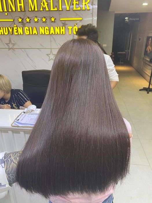 Không gian sang trọng và những tác phẩm tóc nghệ thuật tại Thịnh Maliver