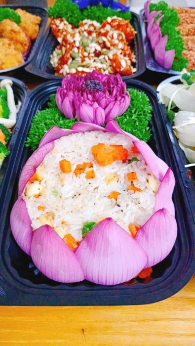 Nghệ thuật trình bày món chay tinh tế tại Chay Vô Ưu