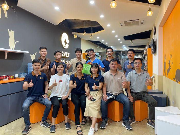 Khám phá Phòng Khám Thú Y 2Vet Ba Đình qua những hình ảnh chân thực, nơi yêu thương và chăm sóc được thể hiện qua từng góc nhìn.