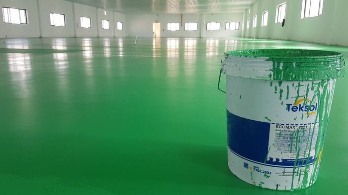 Hệ thống kho chứa nguyên liệu và thành phẩm đạt tiêu chuẩn