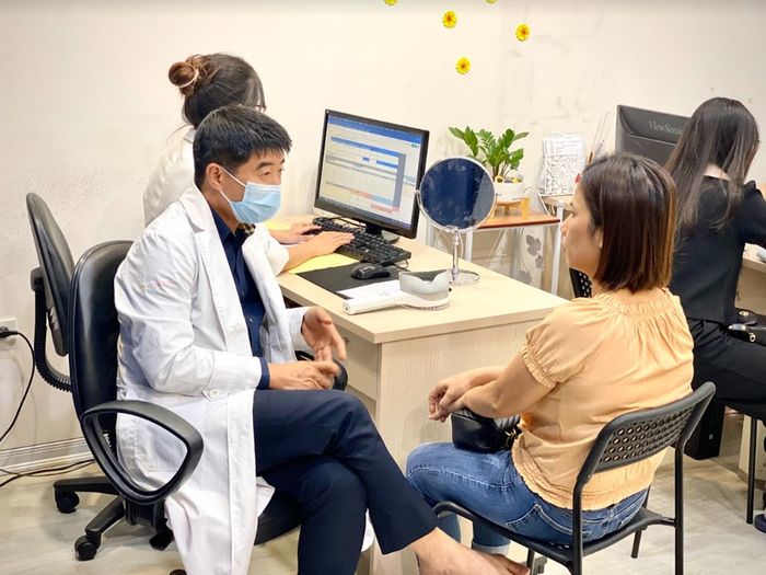 Hình ảnh không gian hiện đại tại Phòng khám Da liễu Thẩm mỹ Thái Hà