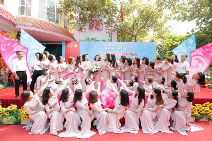 Khoảnh khắc đầu tiên tại Trường Mầm non Nhân Chính - Nơi những bước chân nhỏ bắt đầu hành trình khám phá