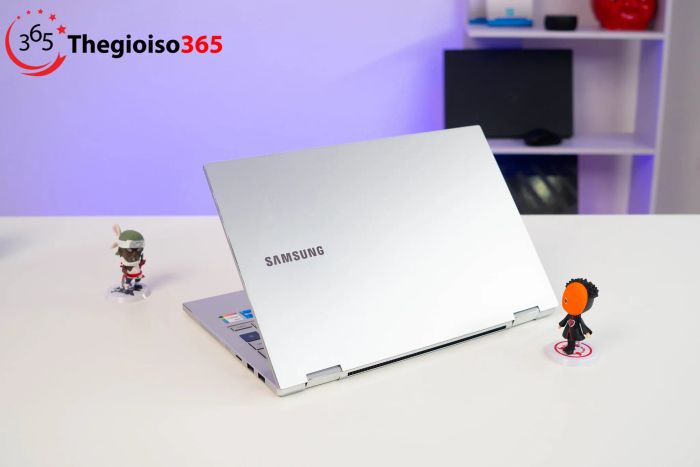 Góc chụp cận cảnh tại Thế Giới Số 365 – Những mẫu laptop chất lượng cao, giá trị thật.