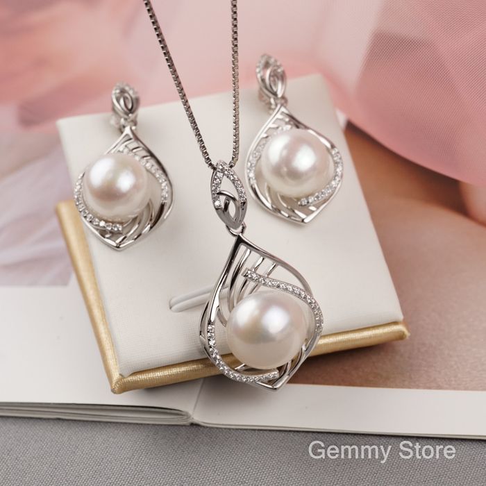 Bộ sưu tập đa dạng tại Gemmy Store - Ảnh 3