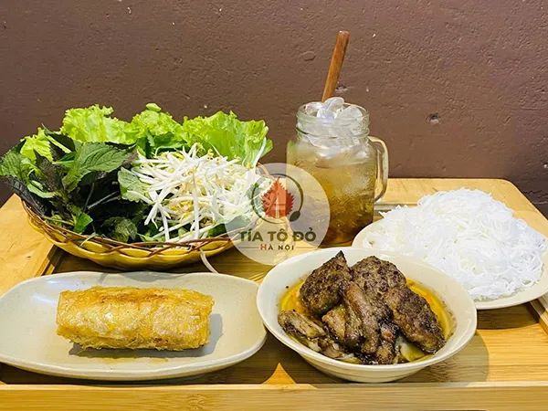 Hình ảnh Tía Tô Đỏ - Bún chả chuẩn vị Hà Thành