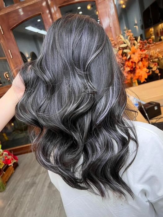 Hình ảnh Tiến Dũng Hair Academy - ánh nhìn thứ ba đầy cảm hứng