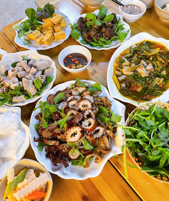 Hình ảnh 1 - Mẹt lòng rán thập cẩm hảo hạng tại Lòng Quán Yummy