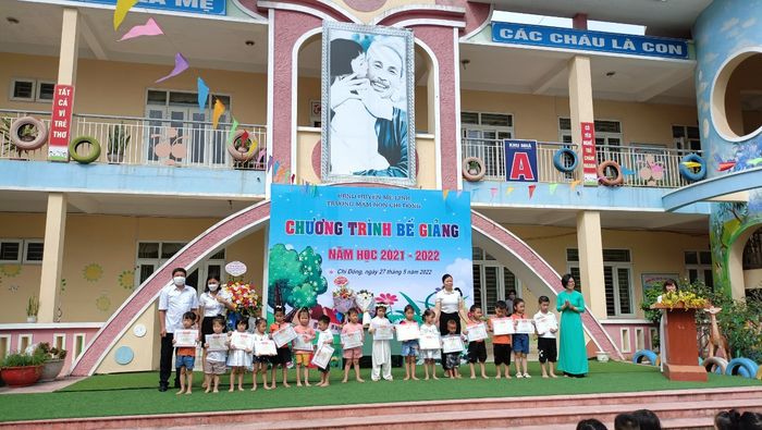 Hoạt động vui chơi và học tập của các bé tại Trường Mầm non Chi Đông