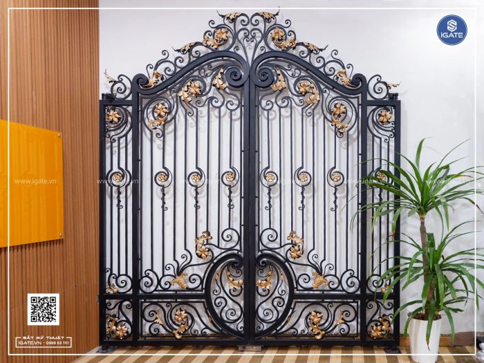 Tác phẩm đỉnh cao - Ảnh 2: Cầu thang xoắn ốc IGATE kết hợp kính cường lực sang trọng
