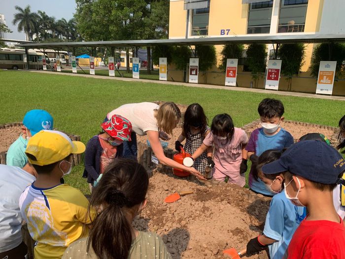 Hình ảnh sống động tại UNIS Hanoi – Không gian học thuật đầy cảm hứng và sáng tạo